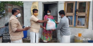 അകത്തേത്തറ  സഹകരണബാങ്ക്  260 മെമ്പർമാർക്ക് പലവ്യഞ്ജന കിറ്റ്നൽകി