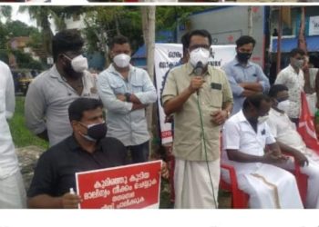 നഗരത്തിൽ കുമിഞ്ഞു കൂടുന്ന മാലിന്യം : സിപിഐ(എം)  പ്രതിഷേധ പരിപാടി നടത്തി