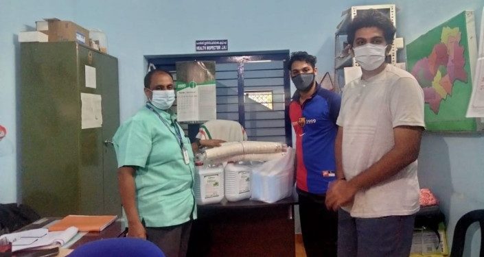 മെസ്സിയുടെ ജന്മദിനം : പ്രതിരോധ സാമഗ്രികൾ നൽകി പല്ലശ്ശന ഫാൻസ്