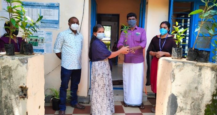 സൗജന്യ ഫലവൃക്ഷ തൈ വിതരണം ആരംഭിച്ചു.