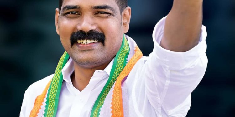 പാളയം പ്രദീപിന് വധഭീഷണി