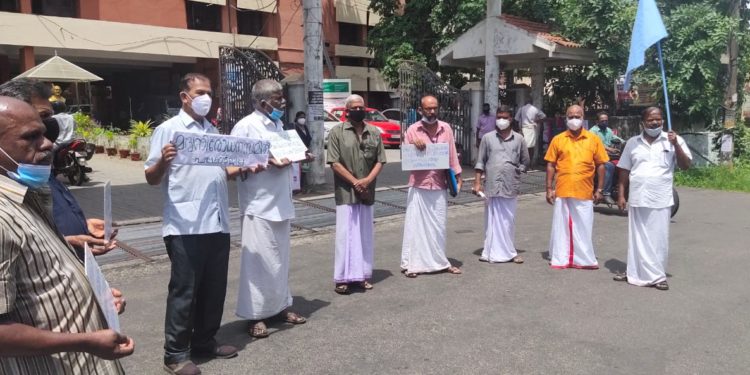 അണക്കപ്പാറ വ്യാജ കള്ള് എക്സൈസ് ഉദ്യോഗസ്ഥർക്കെതിരെ ക്രിമിനൽ കേസ്സെടുക്കണം
