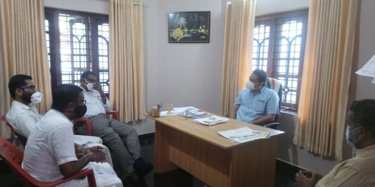 വെൽഫെയർ പാർട്ടി മണ്ണാർക്കാട് എം.എൽ.എ അഡ്വ. ഷംസുദ്ദീനുമായി കൂടിക്കാഴ്ച നടത്തി