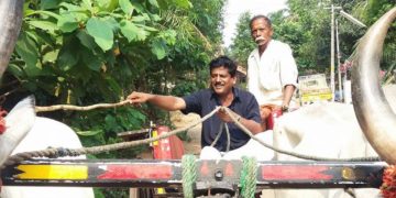 പെട്രോൾ -ഡീസൽ വിലവർധന :കാളവണ്ടി ഓടിച്ച് പ്രതിക്ഷേധം
