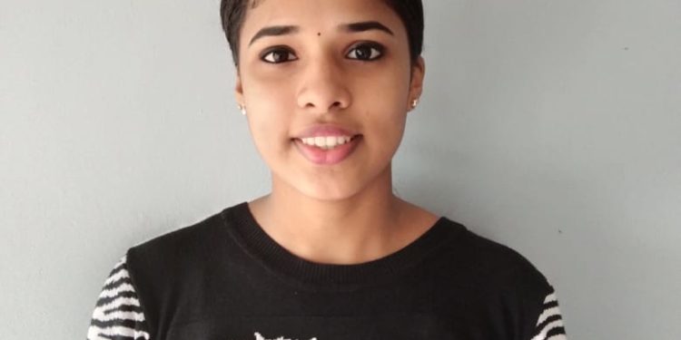 എസ്എസ്എൽസി പരീക്ഷാഫലത്തിൽ ഇരട്ടി മധുരം നുകർന്ന് അനുപമ