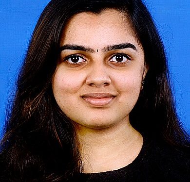ഹയസെക്കൻഡറി പരീക്ഷയിൽ മുഴുവൻ മാർക്കും നേടി  കാണിക്കമാത സ്കൂളിലെ നിരുപമ.വി.നായർ.