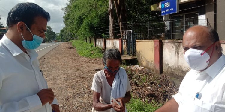 ധനസഹായം നൽകി