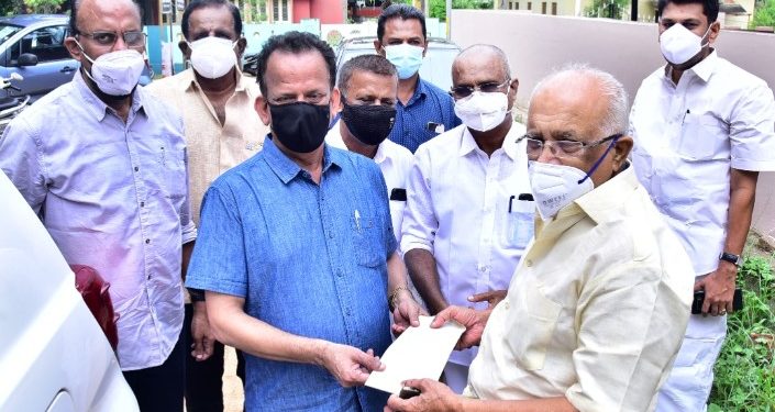 വ്യാപാരികൾ നേരിടുന്ന വിവിധ പ്രതിസന്ധികളെ കുറിച്ച് മന്ത്രിക്ക് KVVES മെമ്മോറാണ്ടം നൽകി