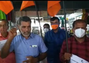 ചുമട്ടുതൊഴിലാളി ക്ഷേമനിധി ഓഫീസിനു മുമ്പിൽ ധർണ്ണ നടത്തി.