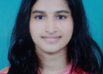 ഹയസെക്കൻഡറി പരീക്ഷയിൽ മുഴുവൻ മാർക്കും നേടി കഞ്ചിക്കോട് അസ്സീസി  സ്കൂളിലെ സ്നേഹ സതീഷ്.