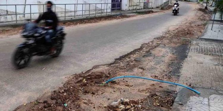 നഗരസഭക്കും വാട്ടർ അതോറട്ടിക്കും പൊതുമരാമത്തിൻ്റെ താക്കീത്.