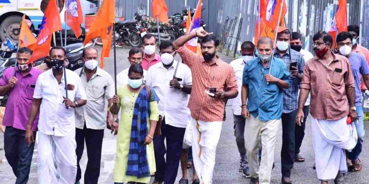 കെ.എസ്.ആർ.ടി.സി.ജീവനക്കാരോടുള്ള പ്രതികാര നടപടികളിൽ നിന്ന് ഇടതു സർക്കാർ പിന്മാറണം