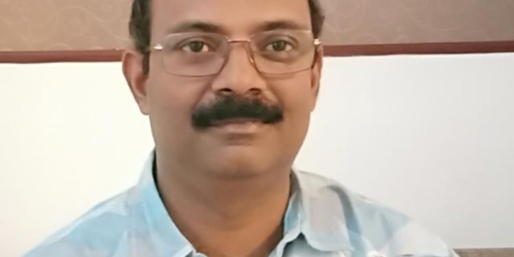 കേടായ ഫോണിന്റെ വിലയും നഷ്ടപരിഹാരവും നൽകാൻ വിധി