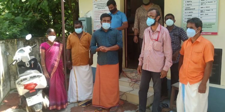 അംഗനവാടിയിലെ ഇലക്ട്രിക്കൽ വർക്ക് സൗജന്യമായി ചെയ്തു നൽകി