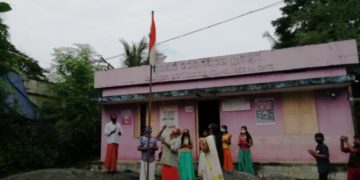 കൂടല്ലൂർ യുവജന വായനശാലയിൽ   പതാക ഉയർത്തി