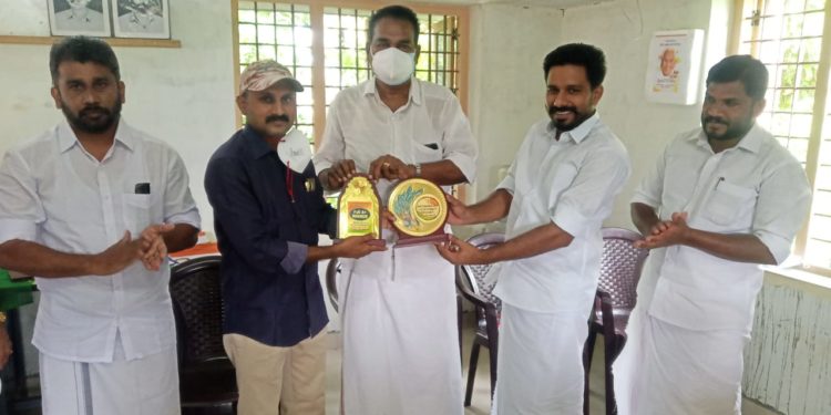 അവാർഡ് വിതര ണം നടത്തി