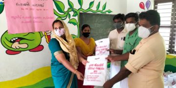 ബിരിയാണി ഫെസ്റ്റ് നടത്തി :  വിദ്യാർത്ഥികൾക്ക് പഠനോപകരണങ്ങൾ നല്കി DYFI