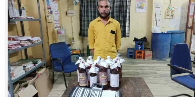 ലിറ്റർ വിദേശമദ്യവുമായി യുവാവ് പിടിയിൽ