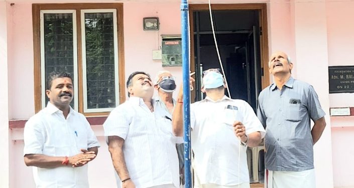 താലൂക്ക് എൻ.എസ്.എസ് യൂണിയനിൽ പതാക ഉയർത്തി