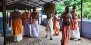 പല്ലശ്ശന ശിവക്ഷേത്രത്തിൽ നിറപുത്തരി ആഘോഷിച്ചു.