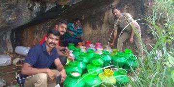 അട്ടപ്പാടി മലനിരകളിൽ എക്‌സൈസ് റെയ്ഡ്, 576 ലിറ്റർ വാഷ് കണ്ടെത്തി