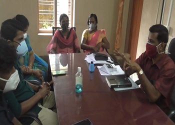 കോൺഗ്രസ് നഗരസഭാ വൈസ് ചെയർമാനെ ഉപരോധിച്ചു. ﻿