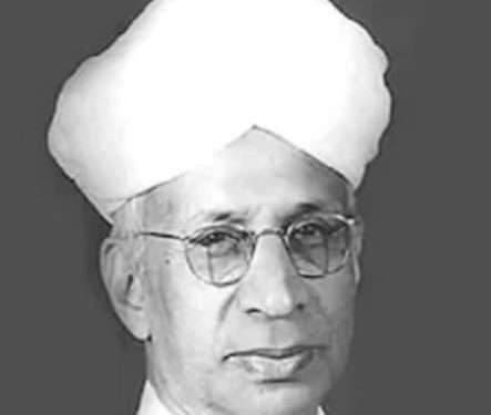 വിജ്ഞാനത്തിൻ്റെ സമന്വയ ചിന്തകൻ – അസീസ് മാസ്റ്റർ –