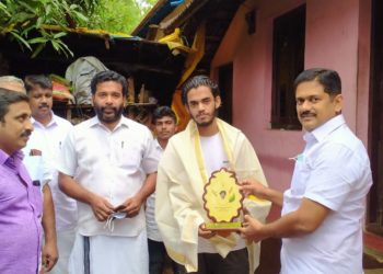 യൂത്ത് കോൺഗ്രസ്സ് നെന്മാറ മണ്ഡലം കമ്മിറ്റി ആദരിച്ചു