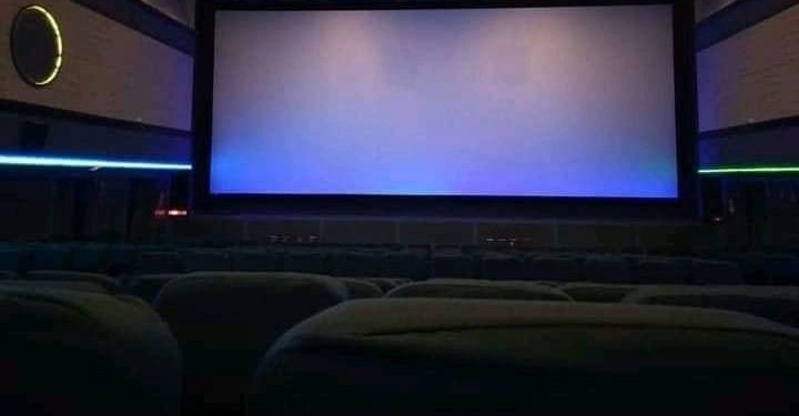 അടഞ്ഞ് കിടക്കുന്ന സിനിമ സ്വപ്നങ്ങൾ