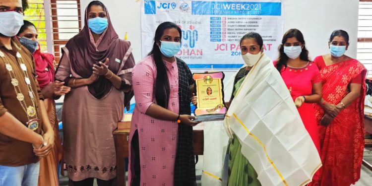 ജെസിഐ പാലക്കാട് സ്ത്രീ ശക്തി അവാർഡുകൾ സമ്മാനിച്ചു.