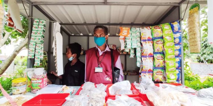 കാഴ്ച്ചയില്ലാത്ത ലോട്ടറി വിൽപ്പനക്കാരനെ കബളിപ്പിച്ച് ലോട്ടറി ടിക്കറ്റ് മോഷ്ടിച്ചു