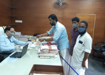 എസ്ഡിപിഐ മുനിസിപ്പാലിറ്റി സെക്രട്ടറിക്ക് പരാതി നൽകി