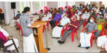 കേന്ദ്രസർക്കാർ ഭരണഘടന പിച്ചിച്ചീന്തുന്നു: എ കെ ബാലൻ