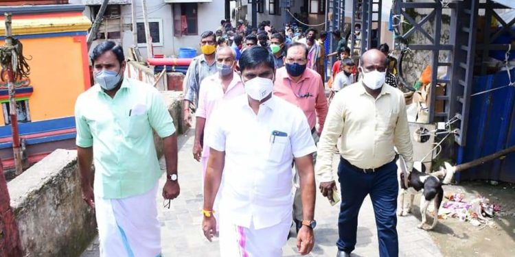 സഫായി കര്‍മചാരി ചെയര്‍മാന്‍ എം.വെങ്കടേശന്‍ വിവിധ സ്ഥലങ്ങൾ സന്ദര്‍ശിച്ചു