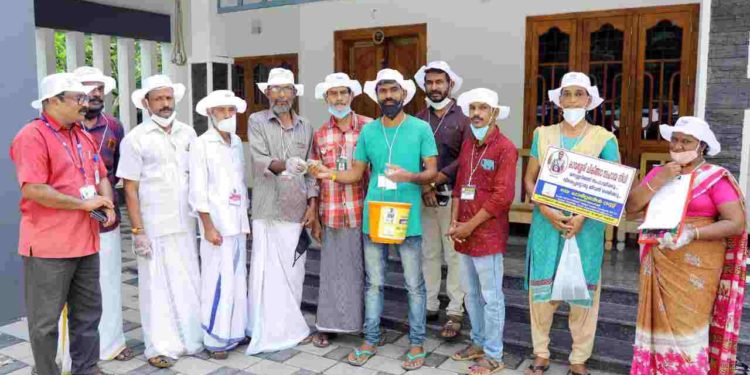 അക്ഷരവെളിച്ചത്തിലുപരി അനുകമ്പയുടെ സാന്ത്വനവുമായി ആലത്തൂർ ബി. എസ്. എസ്. ഗുരുകുലം സ്കൂൾ.