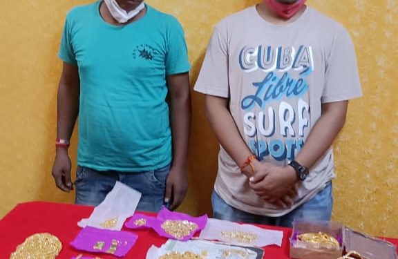 രേഖകളില്ലാതെ ട്രെയിനിൽ കോണ്ടുവന്ന ഗോൾഡ് ബിസ്കറ്റും ആ ഭരണങ്ങളും പിടികൂടി