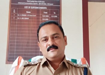 പറുദീസായുടെ പാറാവുകാരൻ കൂടുമാറി