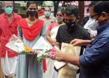 പത്ത് വര്‍ഷത്തെ ഒറ്റമുറി ജീവിതത്തില്‍ നിന്ന് പുറത്തുവന്ന റഹ്‌മാനും സജിതയും ഇന്ന് വിവാഹിതരായി