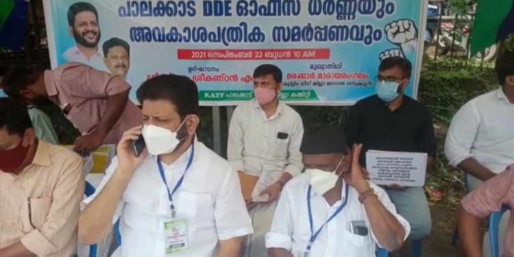 കോവിഡല്ല ഭരണ കർത്താക്കളാണ് രാജ്യത്ത് പ്രതിസന്ധി സൃഷ്ടിക്കുന്നതെന്ന് MP VK ശ്രീകണ്ഠൻ