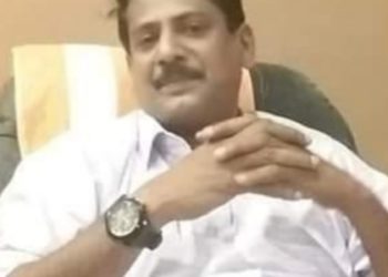 കൊറോണ വാക്‌സിൻ വീടുകളിൽ എത്തിച്ചു നൽകണം