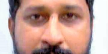 യാത്രക്കാരെ ആക്രമിച്ച് കാറും പണവും കവർന്ന യുവാവ് അറസ്റ്റിൽ