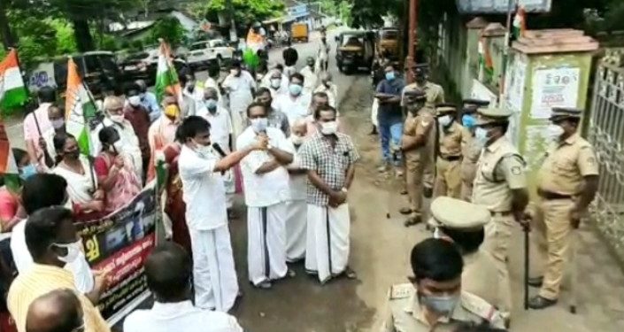 ജില്ലയിലെ പീഡന വിവാദം സി.പി.എം.ന്  തലവേദനയാവുന്നു