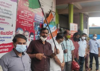 ബിവറേജസ് ഓട്ട്ലൈറ്റുകൾ ആരംഭിക്കുന്നതിൽ  TDF പ്രതിക്ഷേധം