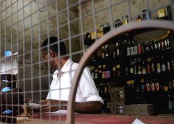 ബീവറേജസ് ഷോപ്പുകളിലെ നിലവിലുള്ള ഞായറാഴ്ച ലീവ് തുടരണം -എപ്ലോയീസ് കോൺഗ്രസ്സ്