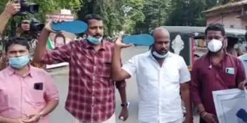 സുരേഷ് ഗോപിയെ ചെരിപ്പുകൊണ്ട് സല്യൂട്ട് ചെയ്ത് യൂത്ത് കോണ്‍ഗ്രസ്
