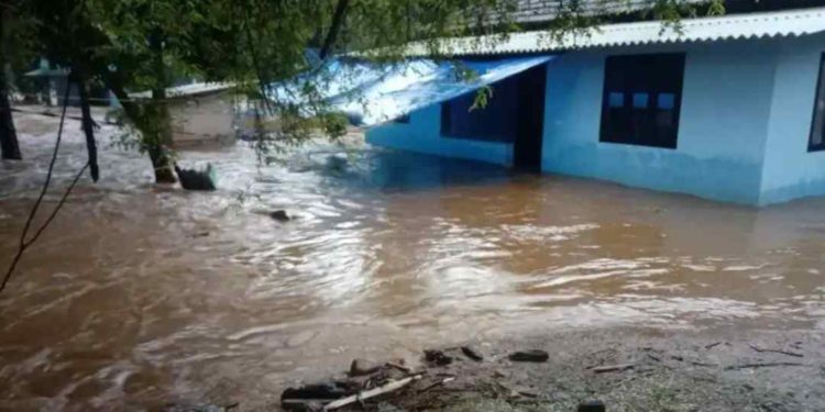 മംഗലം ഡാമിന്​ സമീപം ഉരുൾപൊട്ടി