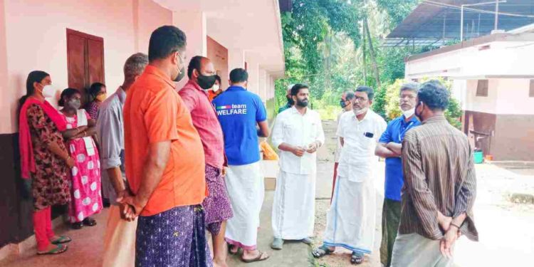 ദുരിതബാധിതരെ വെൽഫെയർ പാർട്ടി നേതാക്കൾ സന്ദർശിച്ചു.