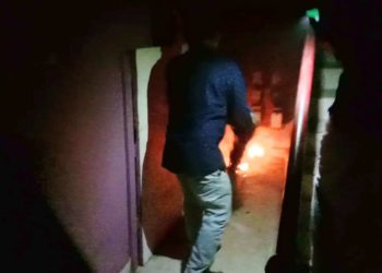 പുതുപ്പള്ളിത്തെരുവി ഫ്ലാറ്റിന് തീപ്പിടിച്ചു; വൻ ദുരന്തം ഒഴിവായി