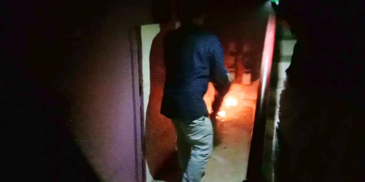 പുതുപ്പള്ളിത്തെരുവി ഫ്ലാറ്റിന് തീപ്പിടിച്ചു; വൻ ദുരന്തം ഒഴിവായി