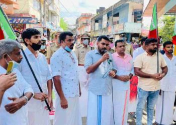 ഷൊര്‍ണൂര്‍ എംഎല്‍എയുടെ ഓഫിസിലേക്ക് എസ്ഡിപിഐ മാര്‍ച്ച്